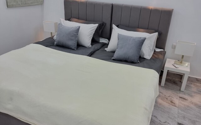 Stunning New 2-bed Apartment Near El Gouna