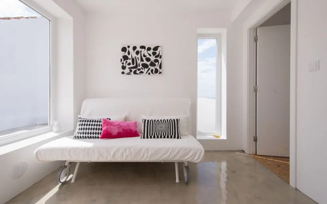 ST Apart 01 in Atouguia da Baleia