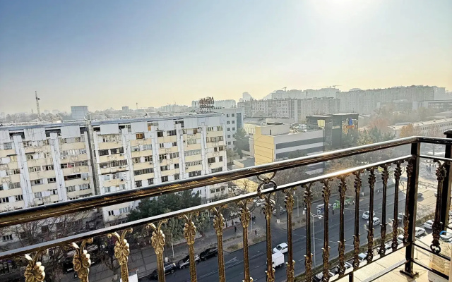 Royal Rentals (Роял Ренталс) на улице Амира Темура 86