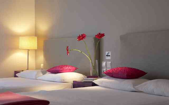 Kamari Beach Hotel
