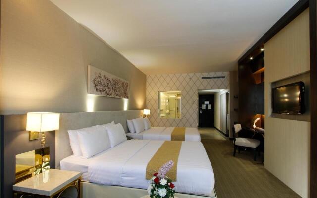 Royal Benja Hotel
