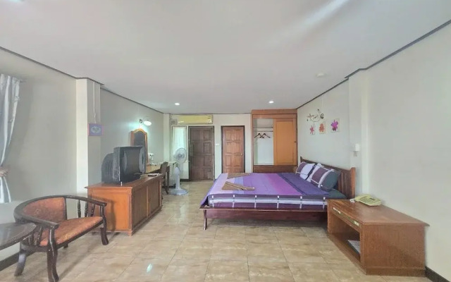 Phaiboon Hotel & Resort