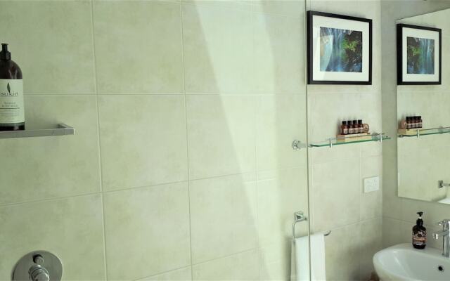 Aquila Eco Lodges