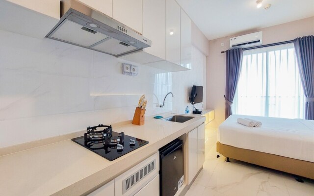 Cozy And Best Deal Studio Room Sky House Bsd Apartment