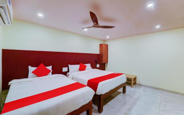 OYO Flagship 64017 Mayuri Inn