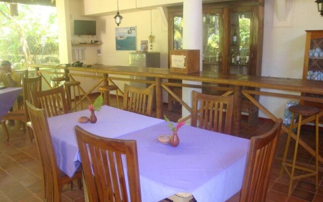 Club Mirissa