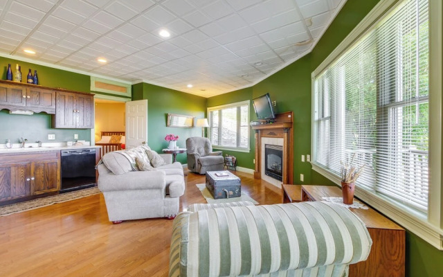 Amish Country Getaway w/ Pastoral Views!