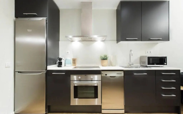Bright and modern 2bedroom in Las Ramblas 2 1A