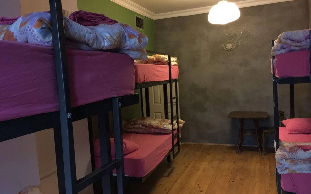 Innjoy Hostel - Adults Only