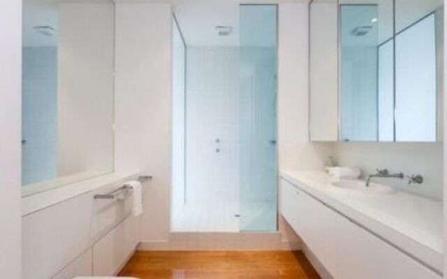 Anglesea Surf Beach Apartments