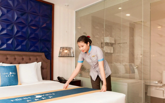 Ninh Kieu Riverside Hotel