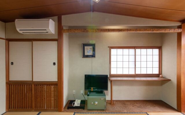 OYO Ryokan Marutora Bekkan Nishio Kira