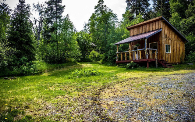 Midnight Sun Log Cabins