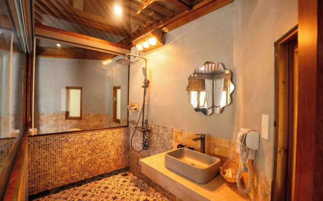 Sinai Bungalow & Hotel SaPa