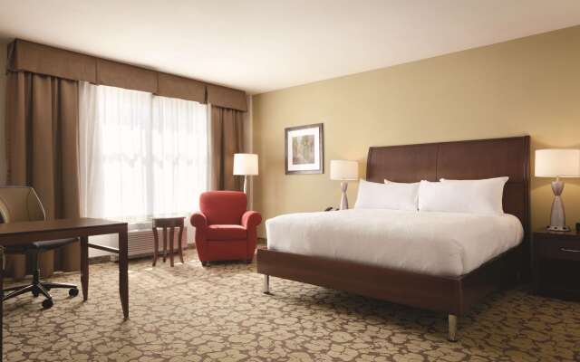 Hilton Garden Inn Boston Logan Airport