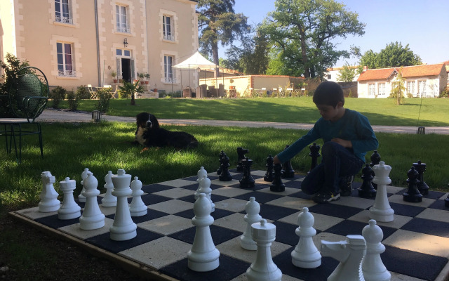 Le Petit Chateau Des Cedres