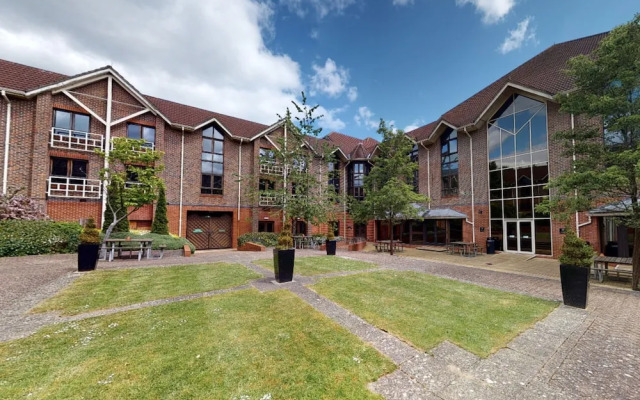 De Vere Village
