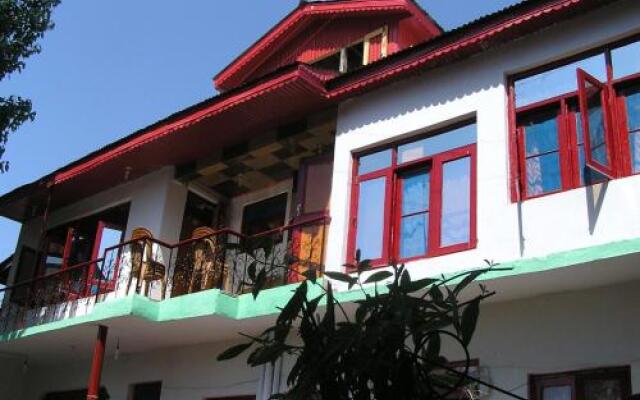 Howrah Guest House