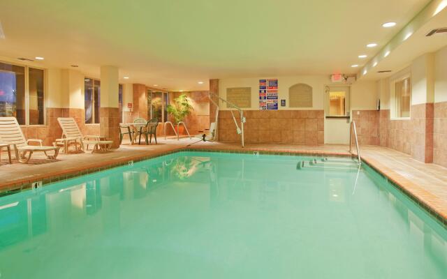 Holiday Inn Express Sacramento Airport Woodland by IHG