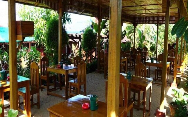 Hill Garden Hotel