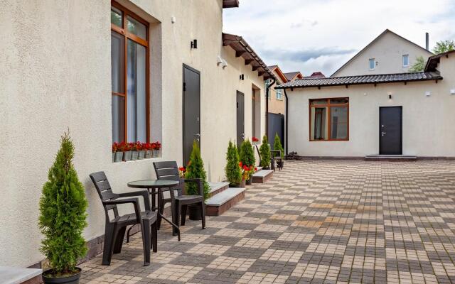 Guest house "VIZANTIA"
