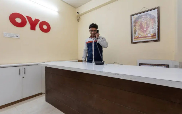 OYO 30478 Hotel 24X7