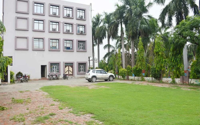 Hotel Nand Residency