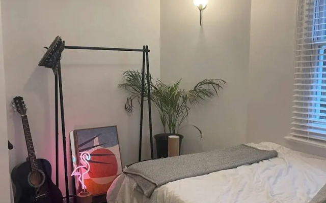 Lovely 2 Bedroom Apartment Close to Putney Riverside