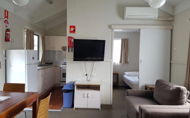 Canberra Carotel Motel