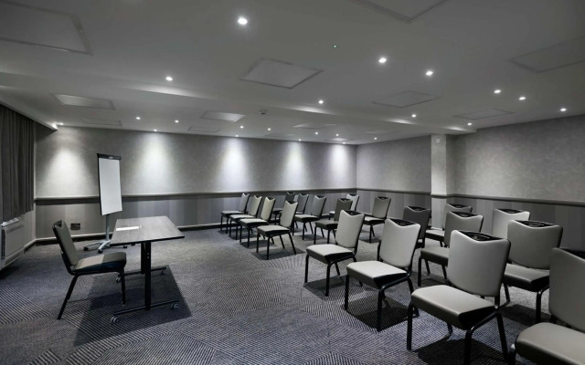 DoubleTree by Hilton Bristol North