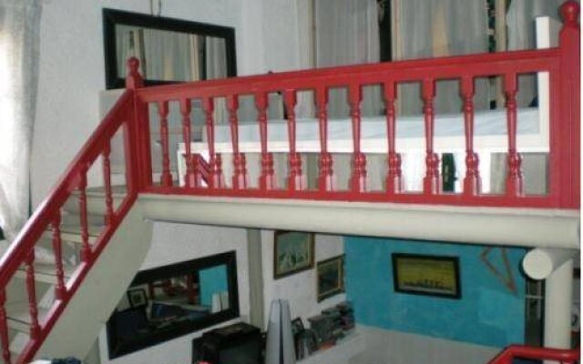 Adonis Guesthouse
