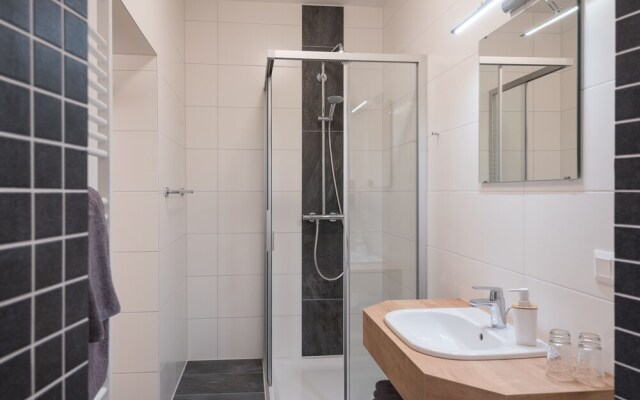 Elegant Apartment in Obervellach near Forest