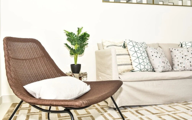 Superior + Luxurious 3BR - Sleeping 8! New!