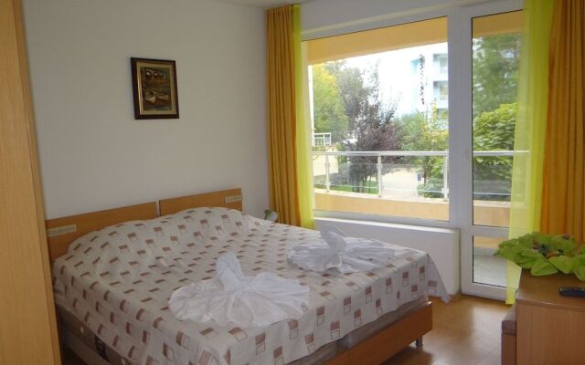 MNG Holiday Yassen Apartments