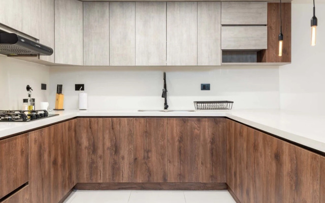 w Stunning 3BR With Terrace in Laureles