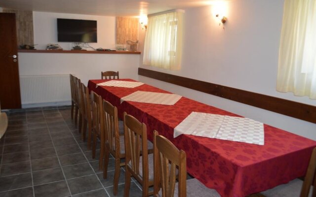 Guest House Meandrite