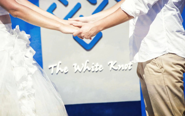 The White Knot Koh Chang