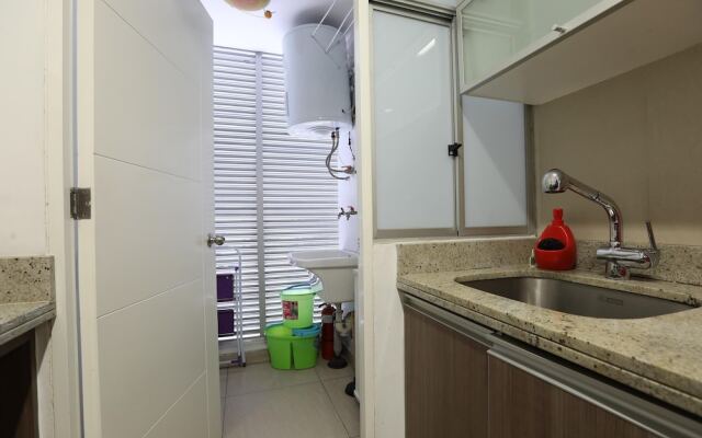 2BDR APT w/ pool & gym - Barranco!