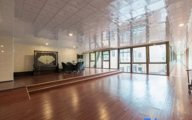 Ease Hotel (Tianjin West Station Hebei University of Technology)