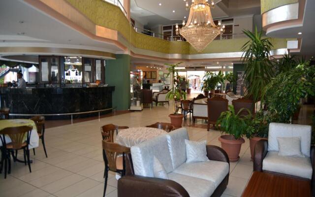 Kleopatra Dreams Beach Hotel