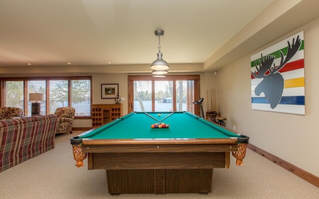 Endless Summers ~ Fabulous oasis with a designer’s touch!