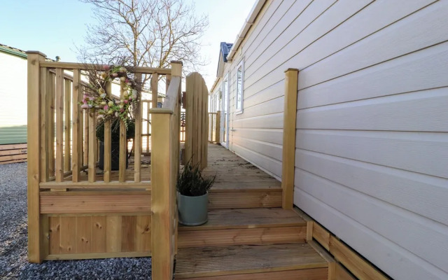 17 Birchwood Close