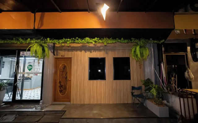 Pratunam Family House 2