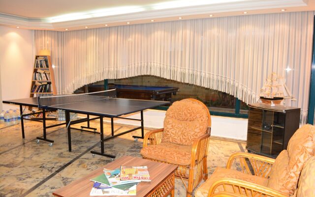 Casa Cleo Suites Hotel