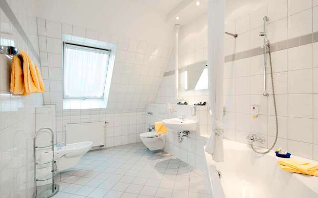 TRYP by Wyndham Kassel City Centre