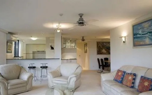 Pacific Towers Holiday Apartments