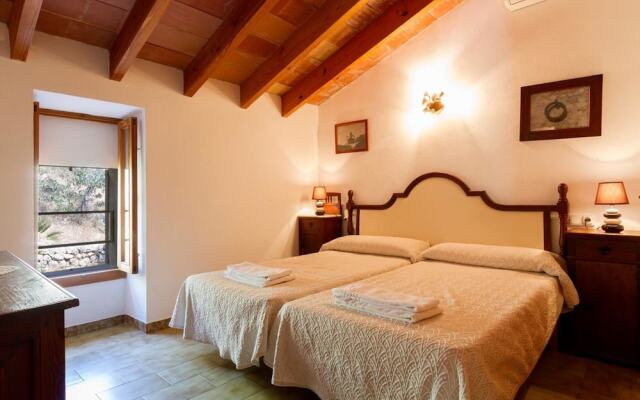 Villa - 5 Bedrooms with Pool and WiFi - 103125
