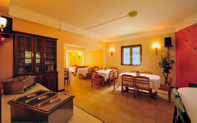 Rayan Tourist Villa