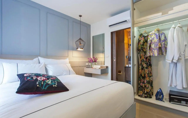 Palmyrah Surin Apartments by Beringela