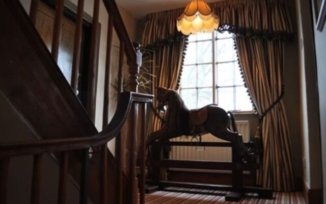 Old Ivy House Bed & Breakfast